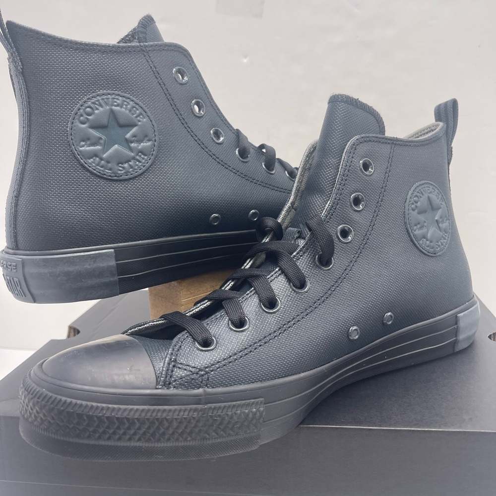 Converse Black High-Top Men's A09485C
CTAS HI
SHADOW WOODS/BLACK Sneakers - Picture 9 of 16